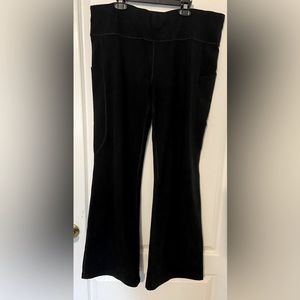 NWOT Black Yoga Pants
